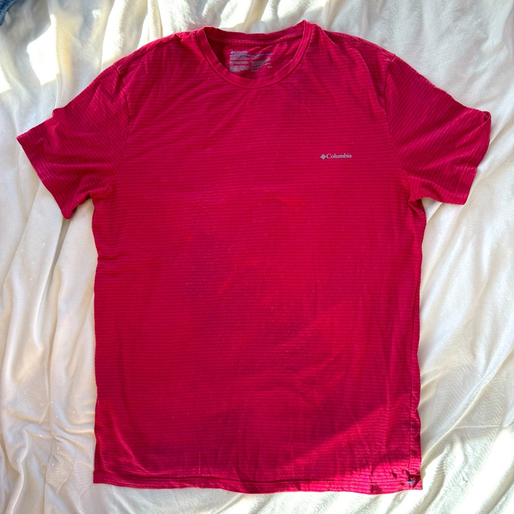 Men’s Columbia tshirt XL polyester/cotton blend